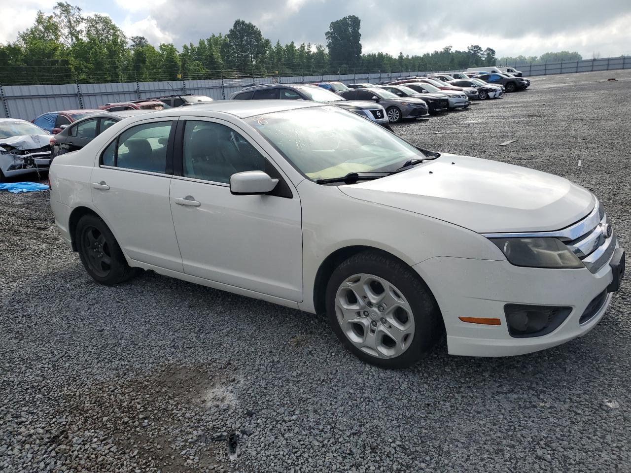 3FAHP0HA9AR303555 2010 Ford Fusion Se