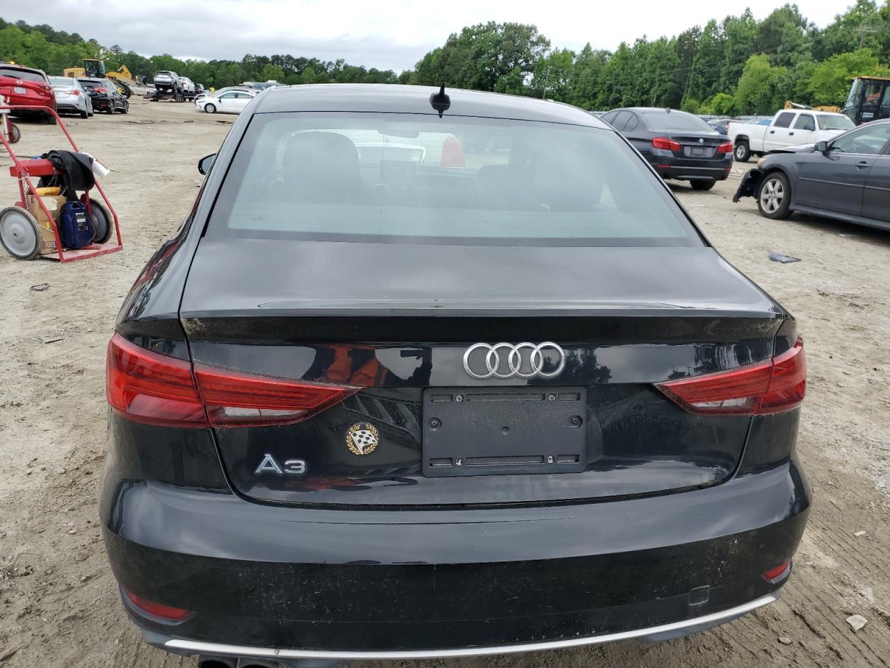 WAUAUGFF4H1075011 2017 Audi A3 Premium