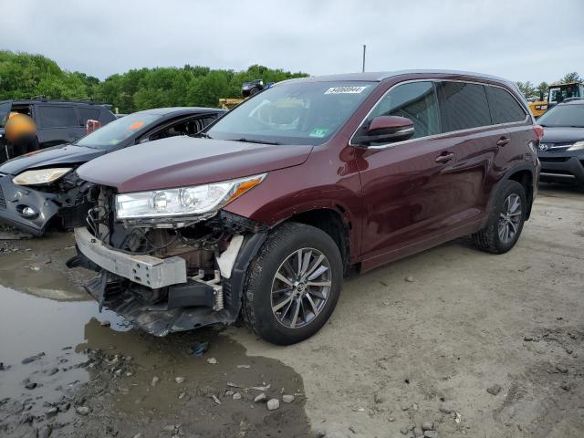 VIN 5TDJZRFH6JS889168 2018 Toyota Highlander, SE no.1