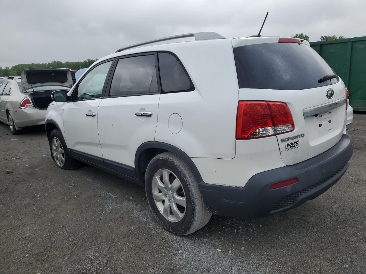 5XYKT4A11BG050000 2011 Kia Sorento Base