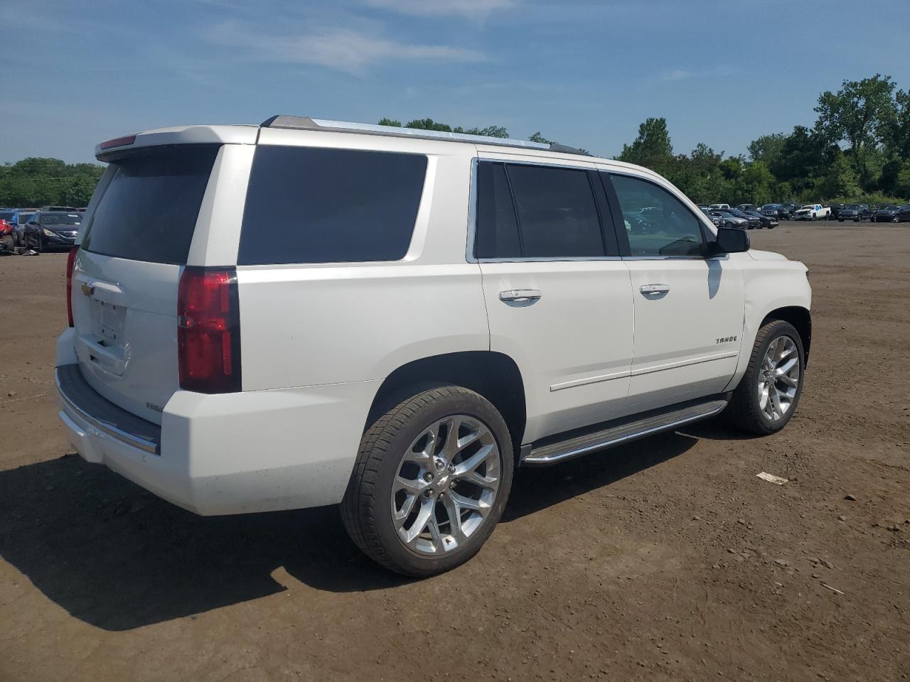 1GNSKCKC3KR201358 2019 Chevrolet Tahoe K1500 Premier