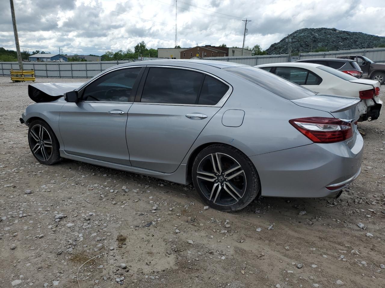 2017 Honda Accord Sport vin: 1HGCR2F58HA070837