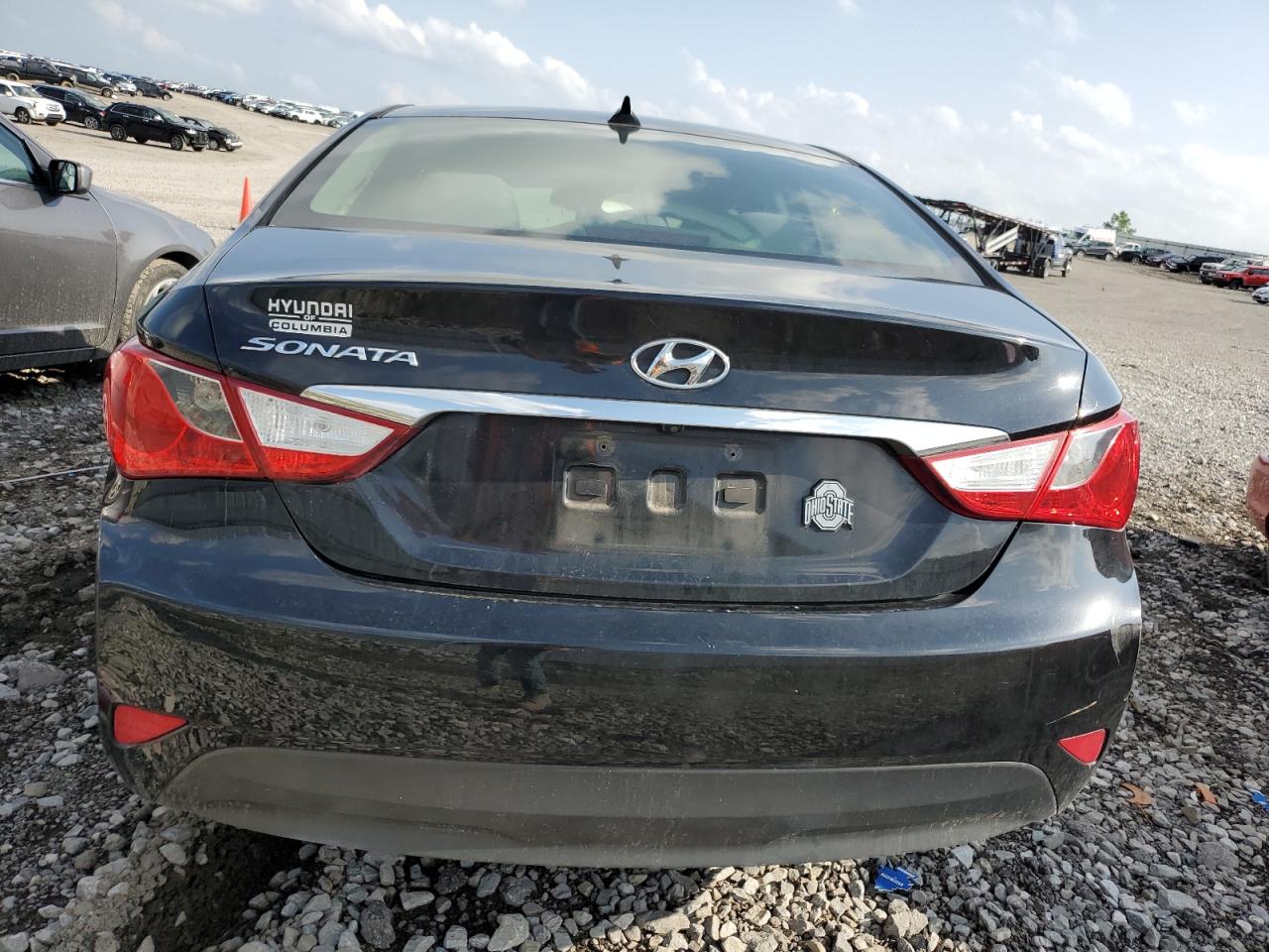 2014 Hyundai Sonata Gls vin: 5NPEB4AC3EH893128