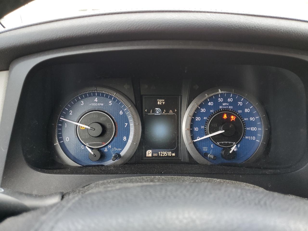 5TDYK3DC3FS635688 2015 Toyota Sienna Xle