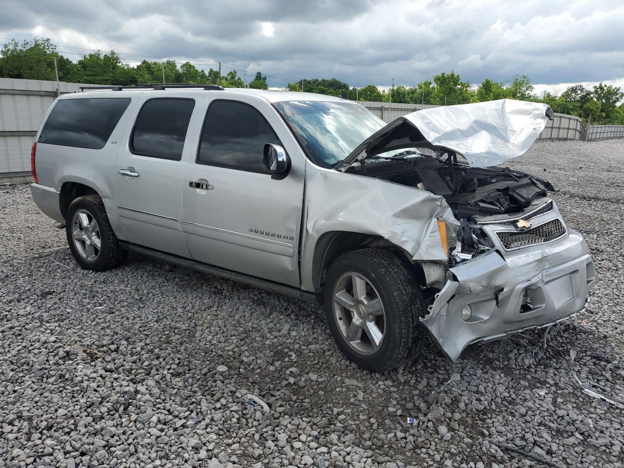 1GNSCKE06BR296846 2011 Chevrolet Suburban C1500 Ltz