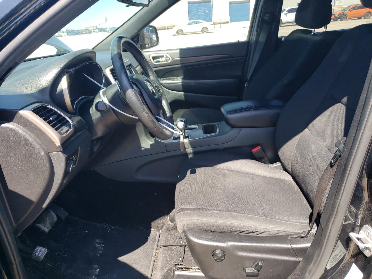 1C4RJEAG5EC157901 2014 Jeep Grand Cherokee Laredo