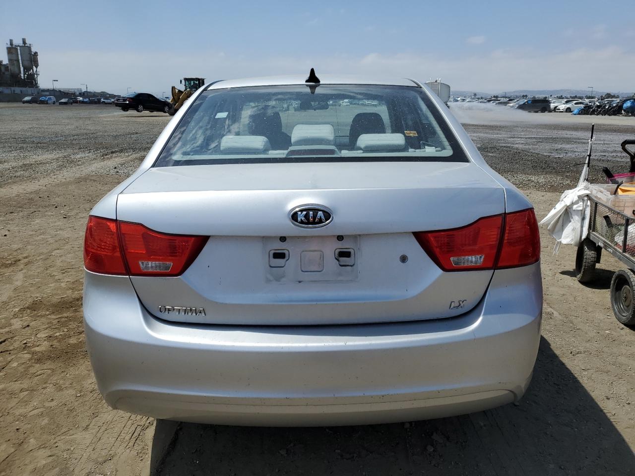 KNAGE228895313650 2009 Kia Optima Lx