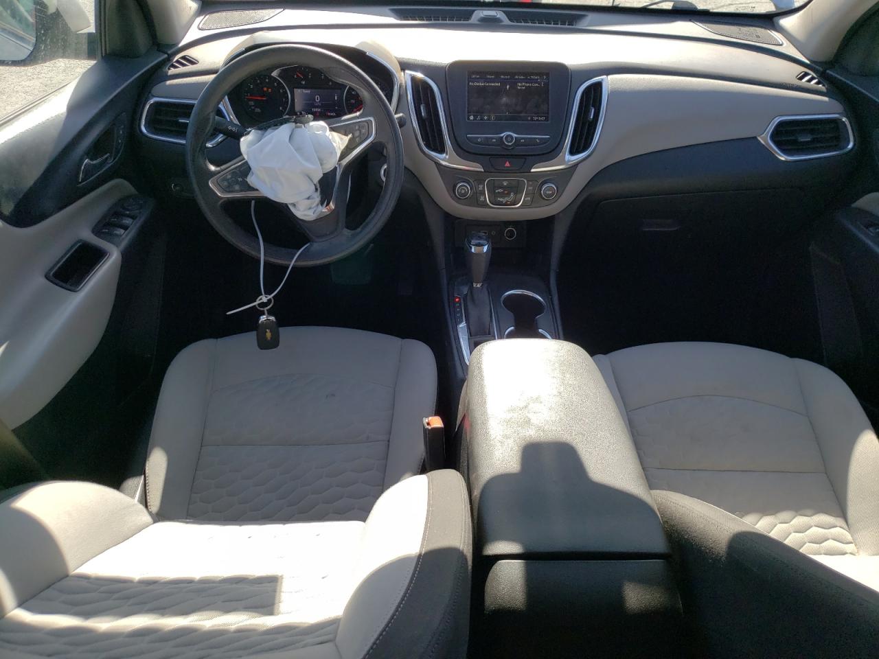 2GNAXKEV2K6144134 2019 Chevrolet Equinox Lt