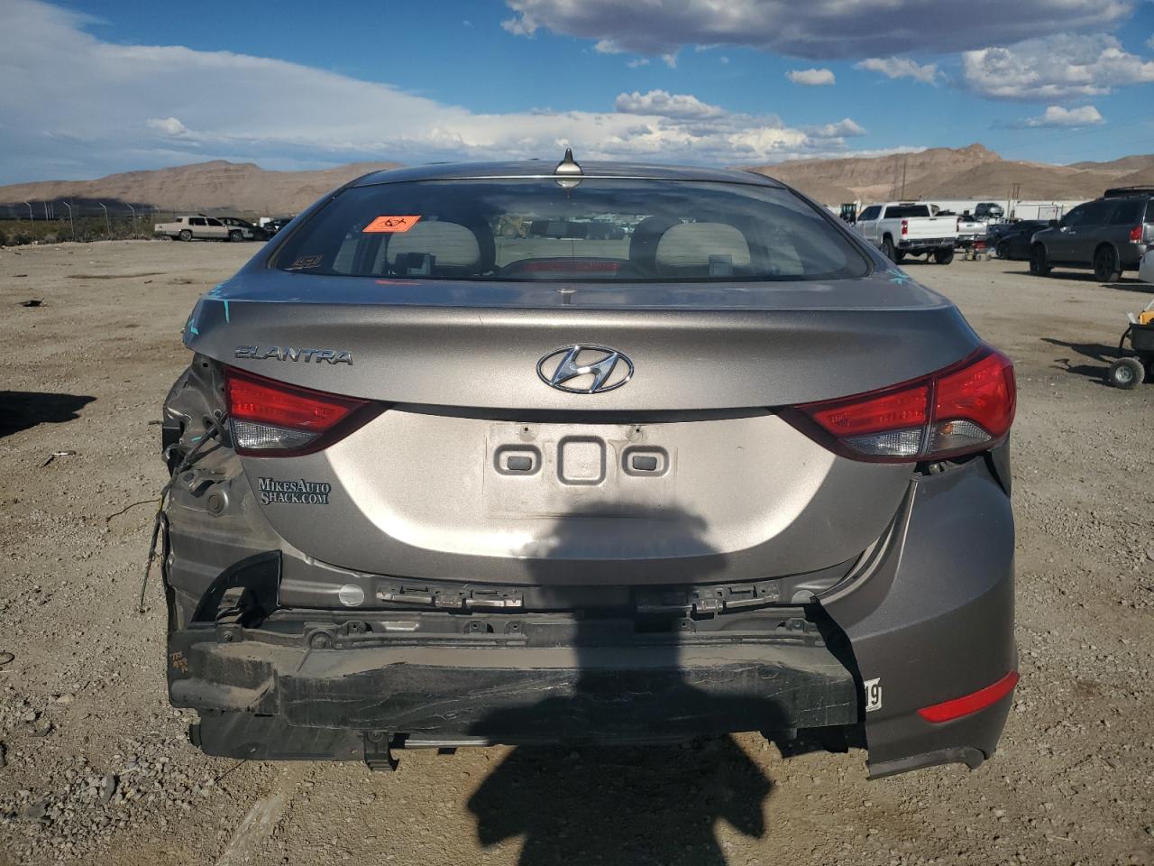 5NPDH4AE9GH769802 2016 Hyundai Elantra Se