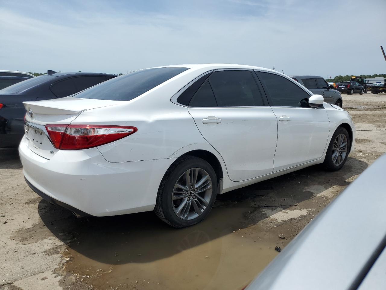 4T1BF1FK0HU430469 2017 Toyota Camry Le