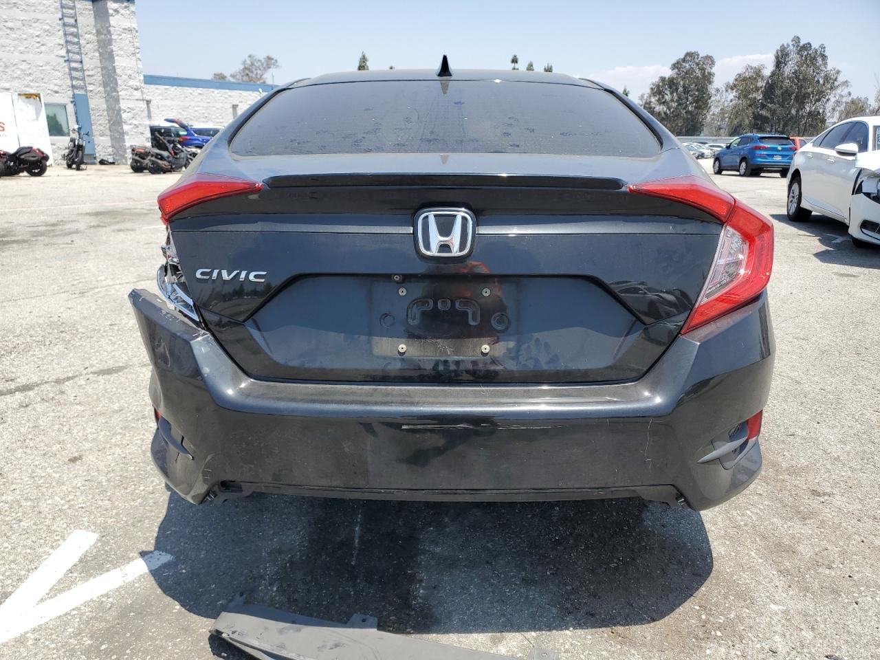 JHMFC1F32KX007906 2019 Honda Civic Ex