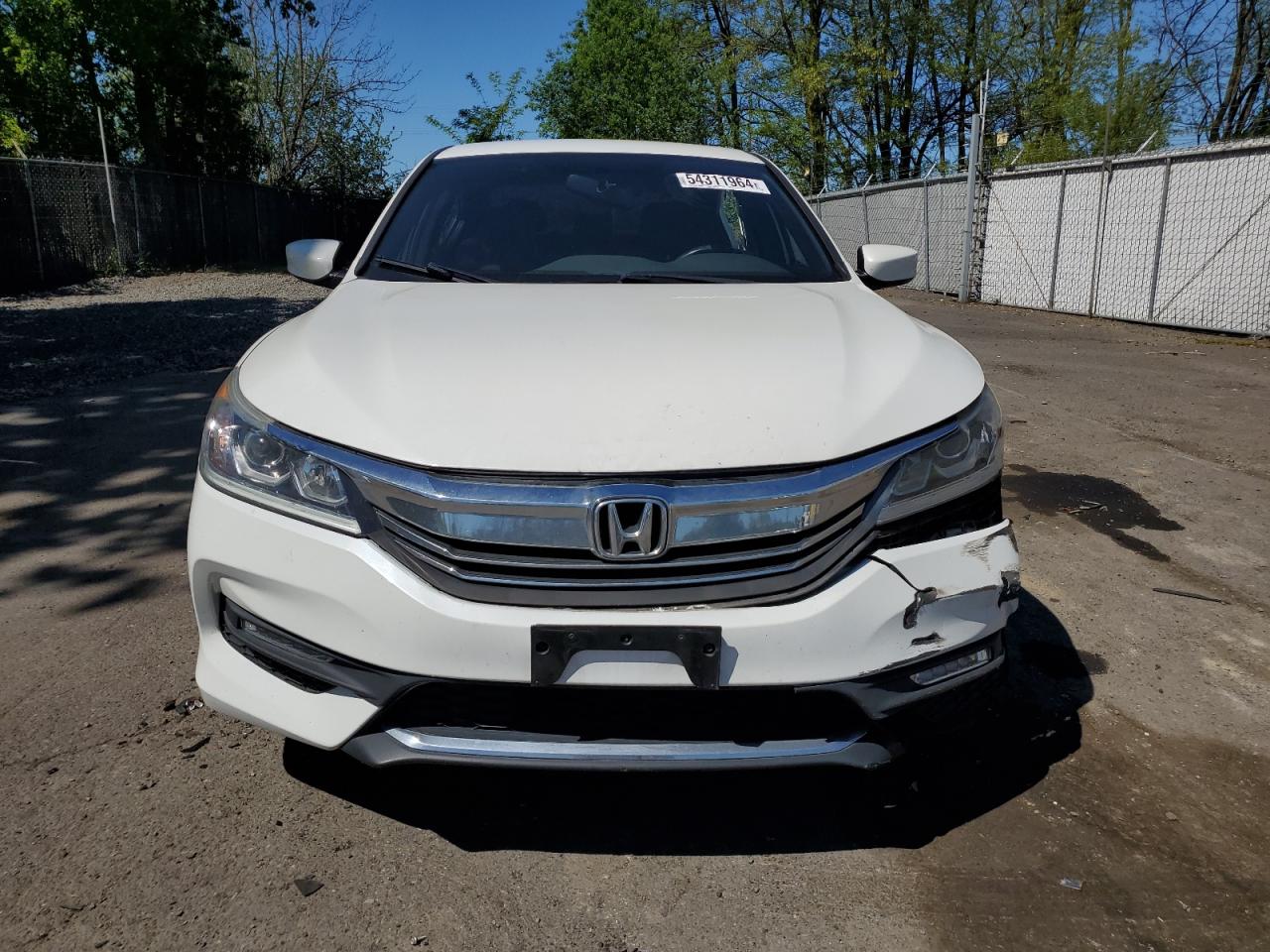 1HGCR2F58HA139768 2017 Honda Accord Sport