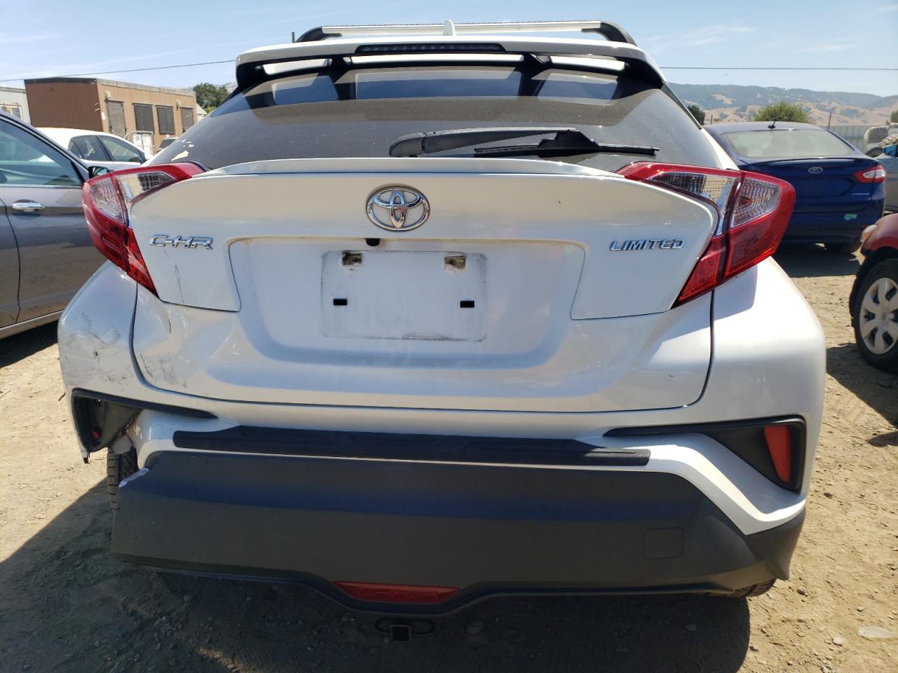 JTNKHMBX9K1029136 2019 Toyota C-Hr Xle