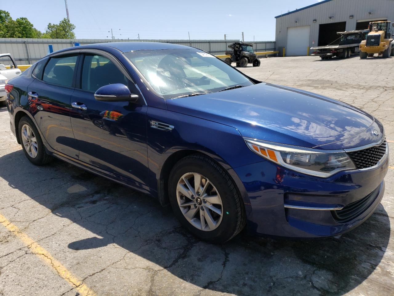 2017 Kia Optima Lx vin: 5XXGT4L39HG152260