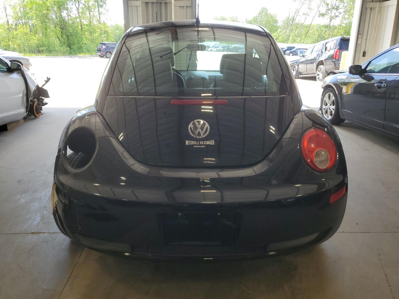 3VWPG31C18M502364 2008 Volkswagen New Beetle S