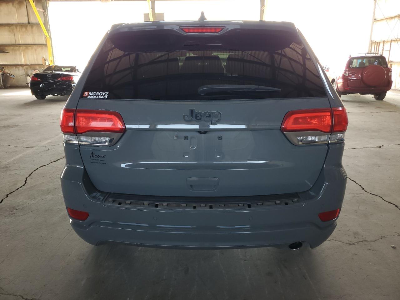 1C4RJEAG1LC245275 2020 Jeep Grand Cherokee Laredo