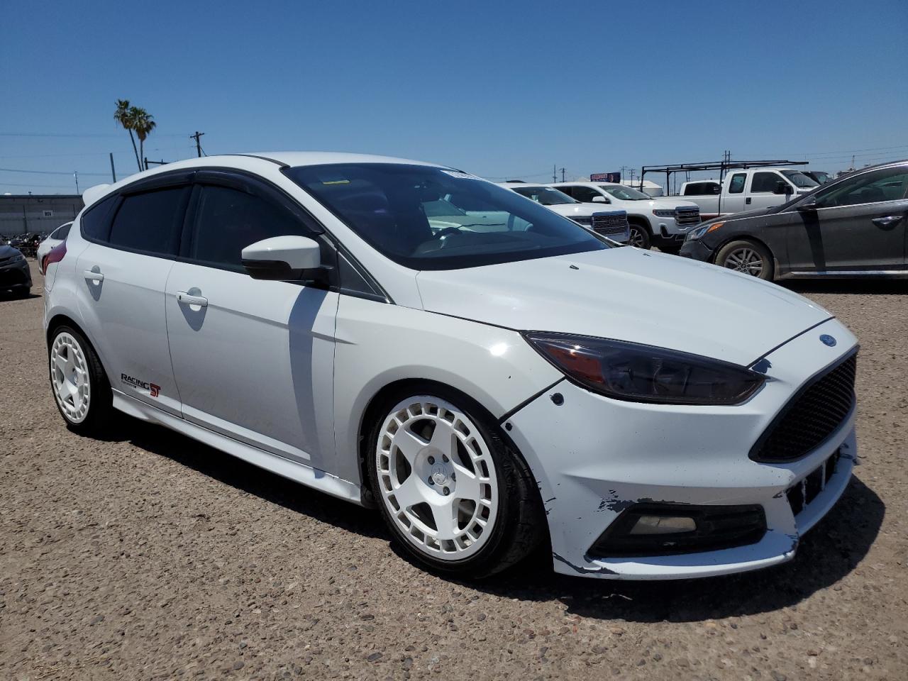 1FADP3L99GL230644 2016 Ford Focus St