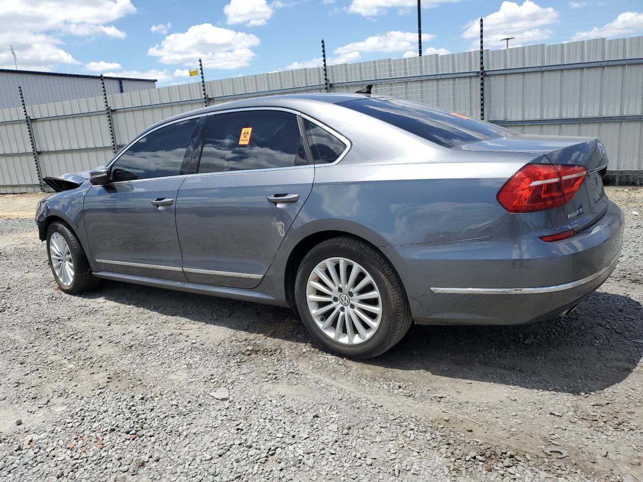 2016 Volkswagen Passat Se vin: 1VWBT7A33GC032836