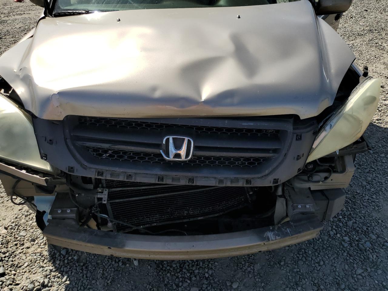 2HKYF186X4H500305 2004 Honda Pilot Exl