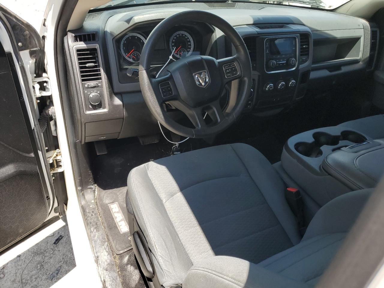 3C6JR7AG7EG115316 2014 Ram 1500 St