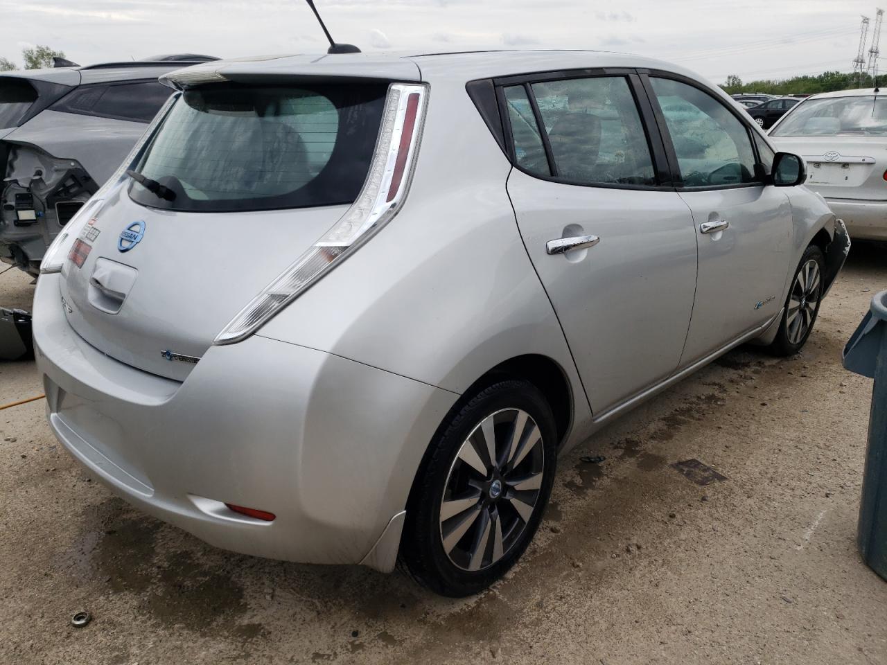 1N4AZ0CP9EC333733 2014 Nissan Leaf S