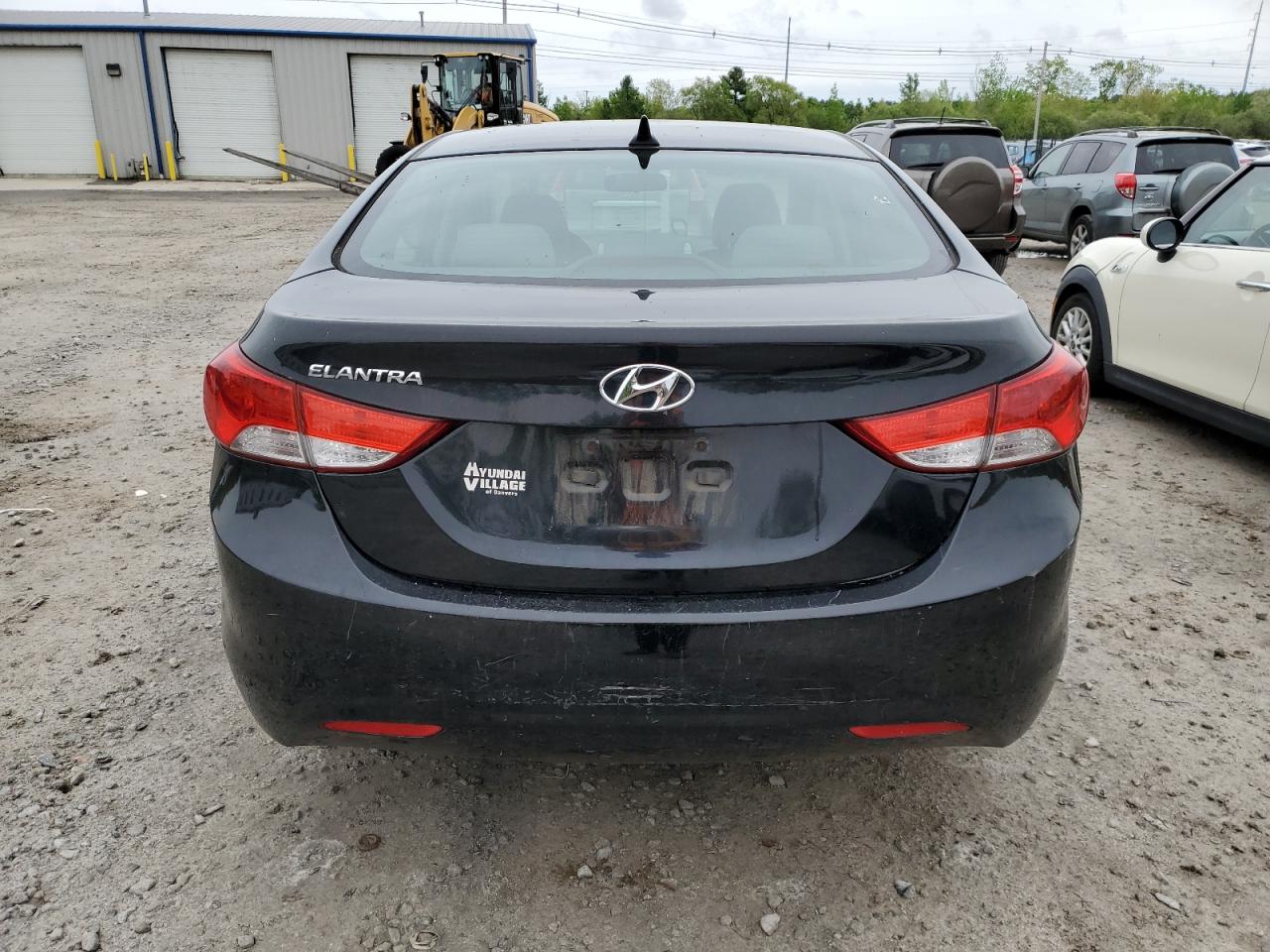 KMHDH4AE4BU103585 2011 Hyundai Elantra Gls