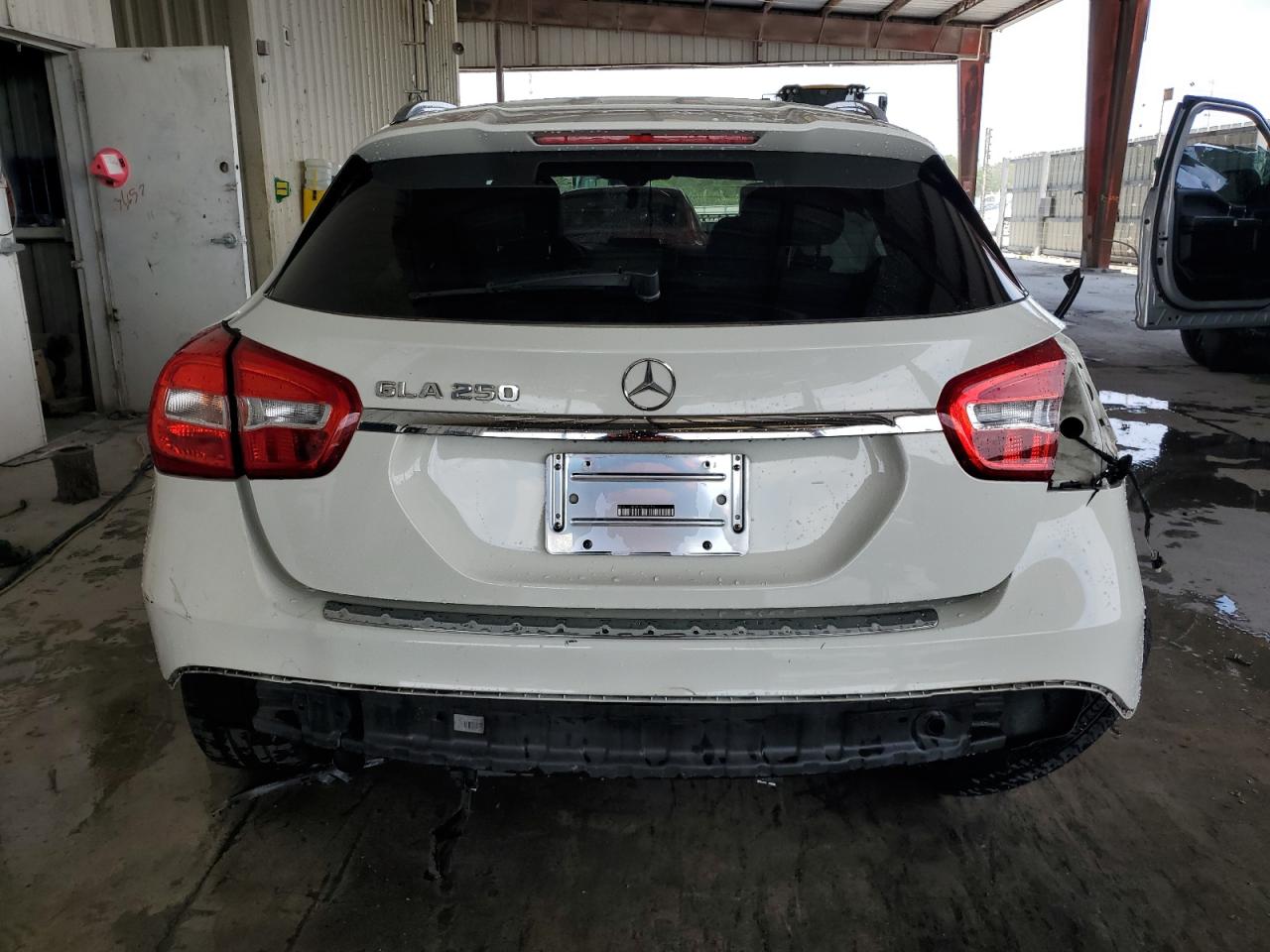 WDCTG4EBXHJ319156 2017 Mercedes-Benz Gla 250