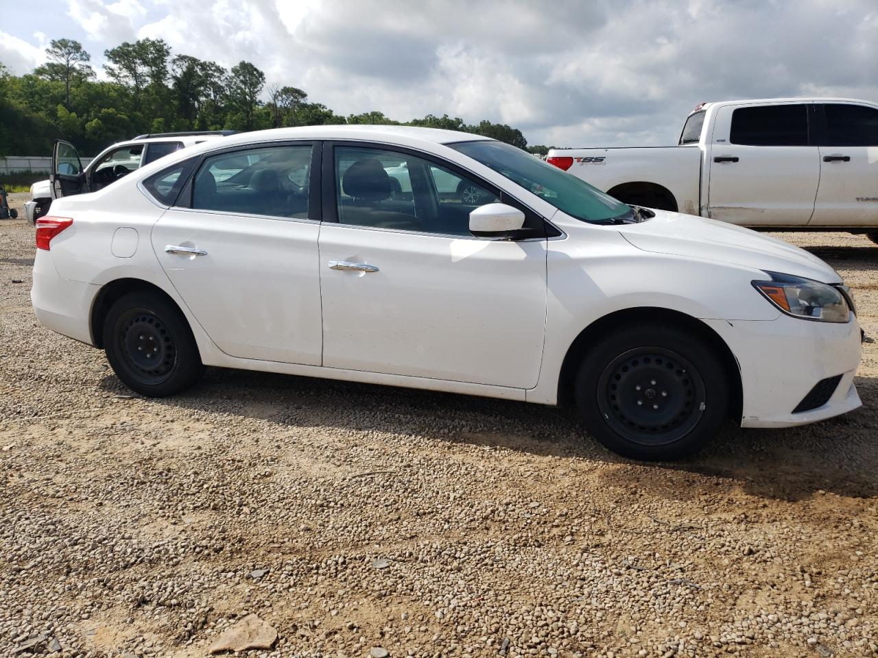 3N1AB7AP5KY263762 2019 Nissan Sentra S