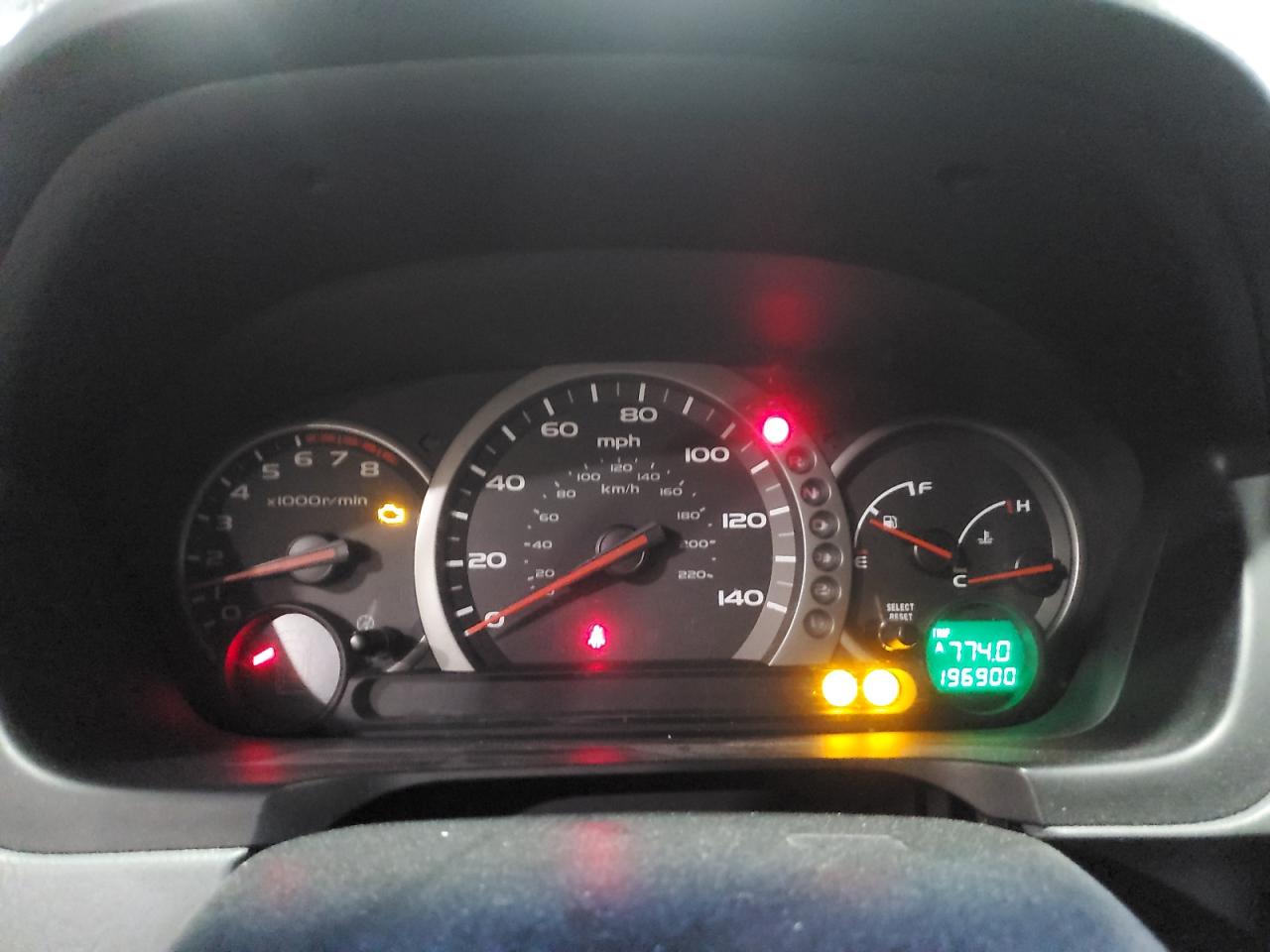 2HKYF18524H540627 2004 Honda Pilot Exl