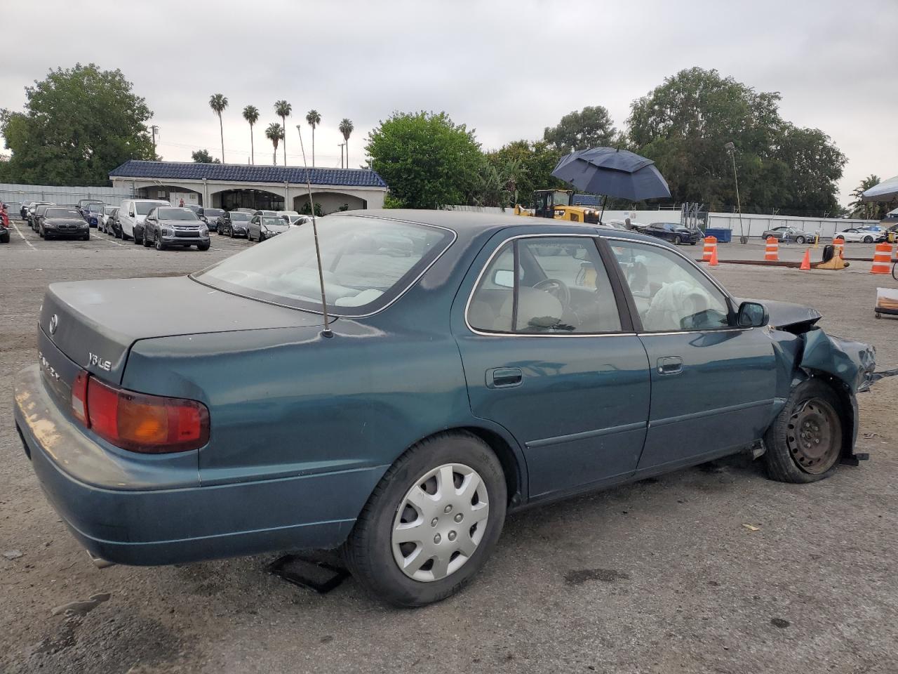 4T1BF12K0TU869878 1996 Toyota Camry Le