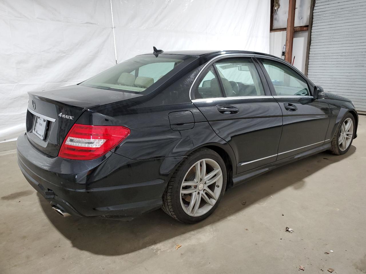 WDDGF8AB4DA755623 2013 Mercedes-Benz C 300 4Matic