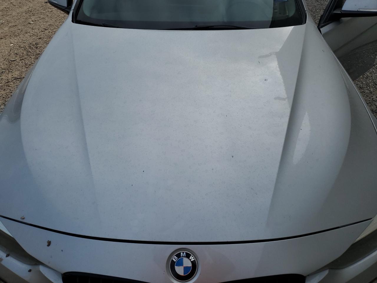 WBA8E5G59GNT93252 2016 BMW 320 Xi