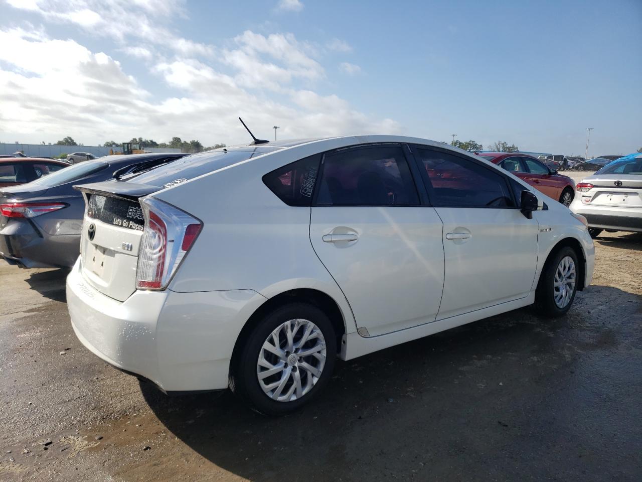 JTDKN3DU6D1710805 2013 Toyota Prius