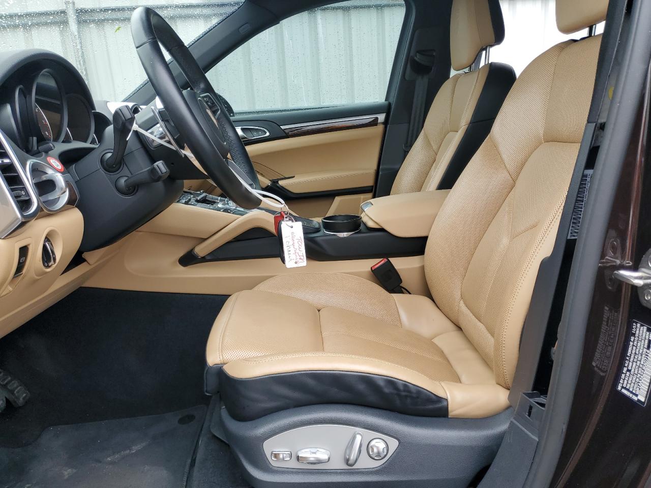 WP1AA2A22JKA07114 2018 Porsche Cayenne