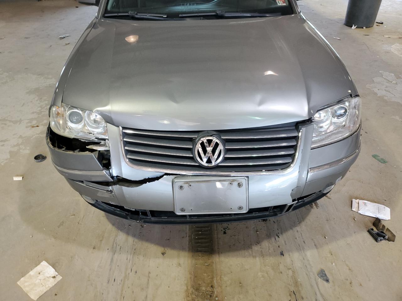 WVWRH63B12P359576 2002 Volkswagen Passat Glx