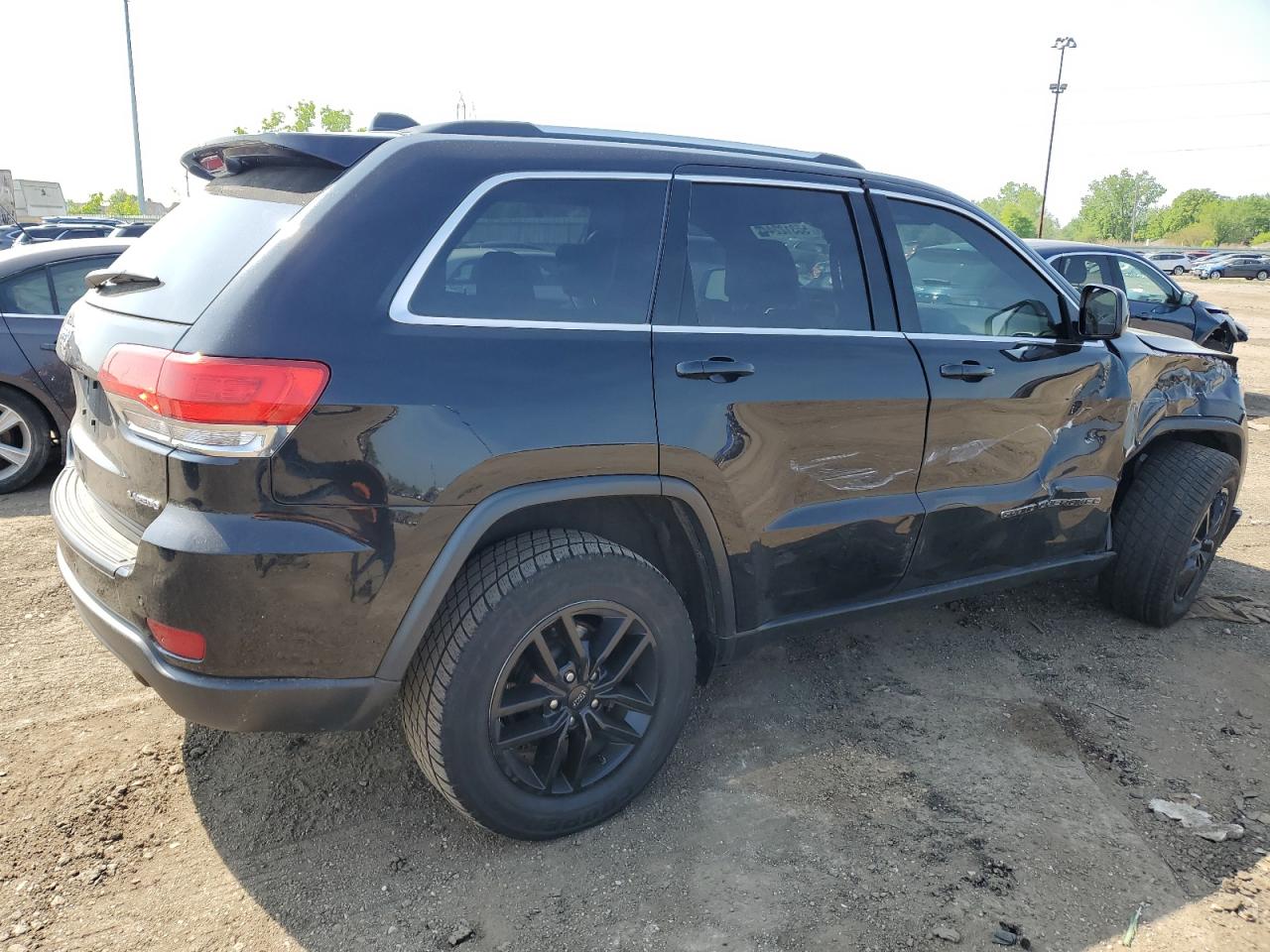 1C4RJFAG8HC842470 2017 Jeep Grand Cherokee Laredo