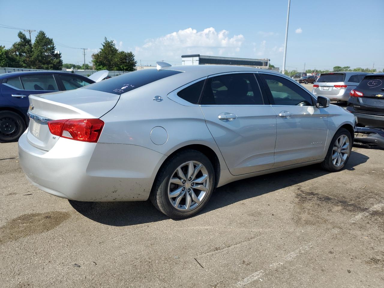 2G1105S37J9126641 2018 Chevrolet Impala Lt