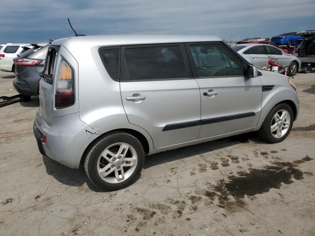 2011 Kia Soul + VIN: KNDJT2A29B7708734 Lot: 55743864