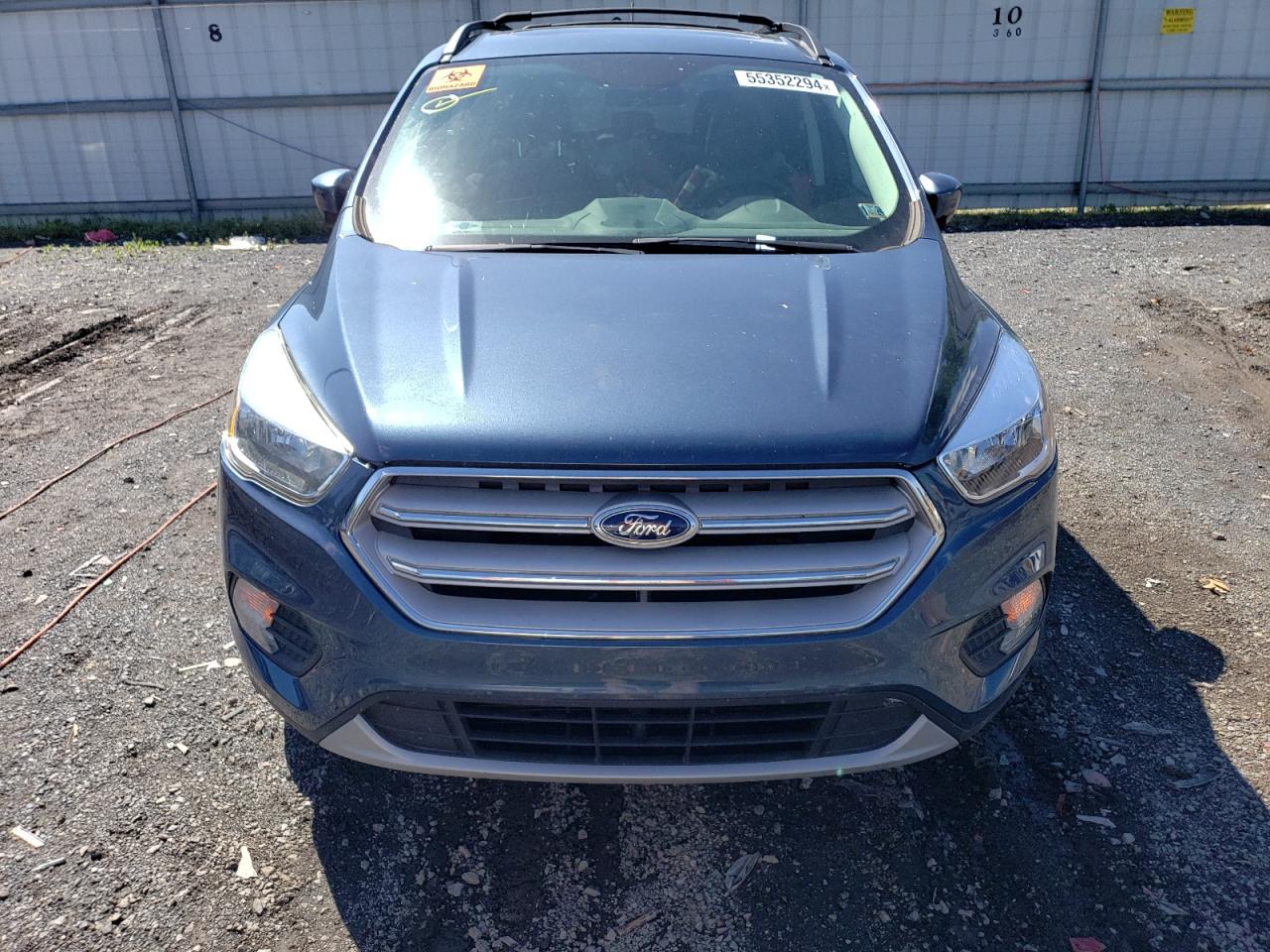 1FMCU9GD1JUA15885 2018 Ford Escape Se