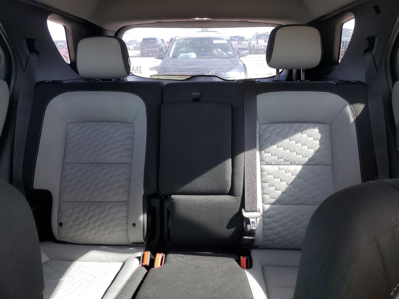 2GNAXHEV5J6233178 2018 Chevrolet Equinox Ls