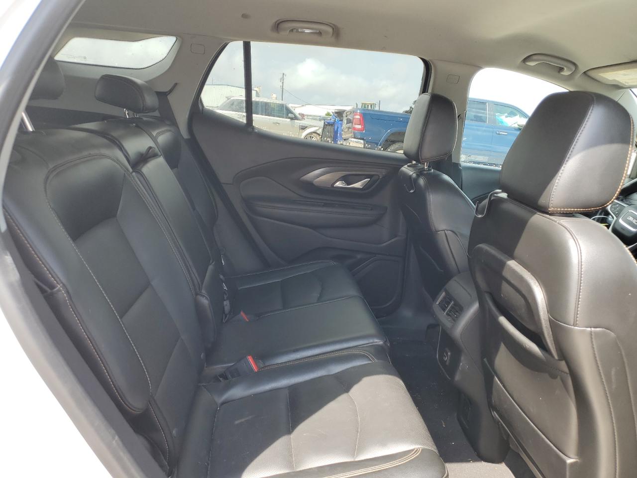 3GKALPEV8KL342413 2019 GMC Terrain Slt