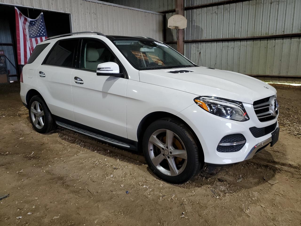 4JGDA0EB7GA800724 2016 Mercedes-Benz Gle 300D 4Matic