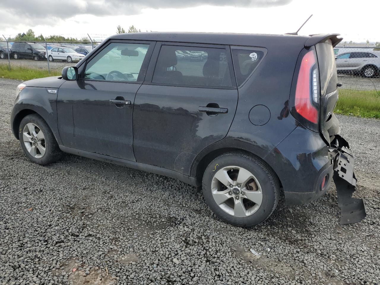 KNDJN2A2XH7886364 2017 Kia Soul