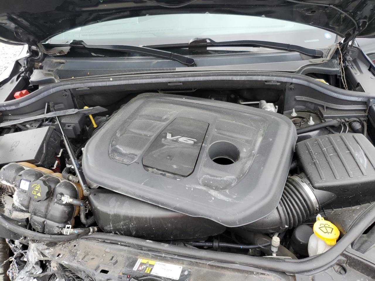 1C4RJFAG2JC137041 2018 Jeep Grand Cherokee Laredo