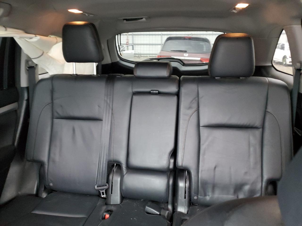 5TDJKRFH0GS500957 2016 Toyota Highlander Xle