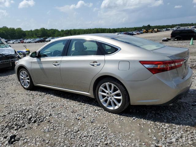 2013 Toyota Avalon - Image 2