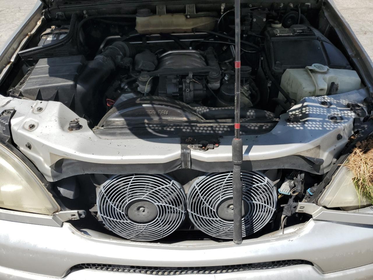 4JGAB54E21A225691 2001 Mercedes-Benz Ml 320