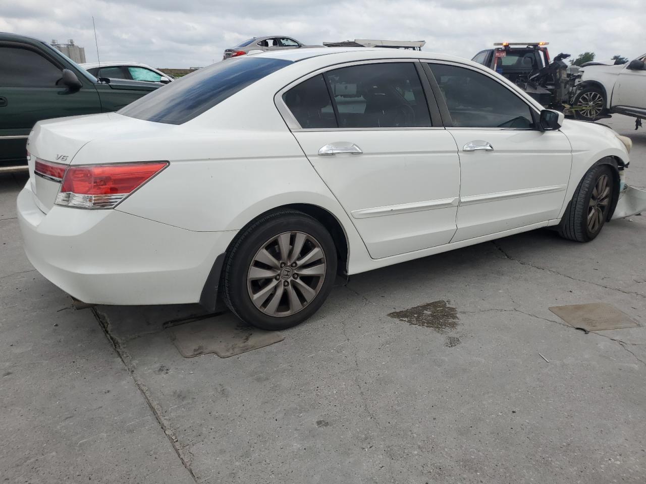 1HGCP3F87CA010208 2012 Honda Accord Exl