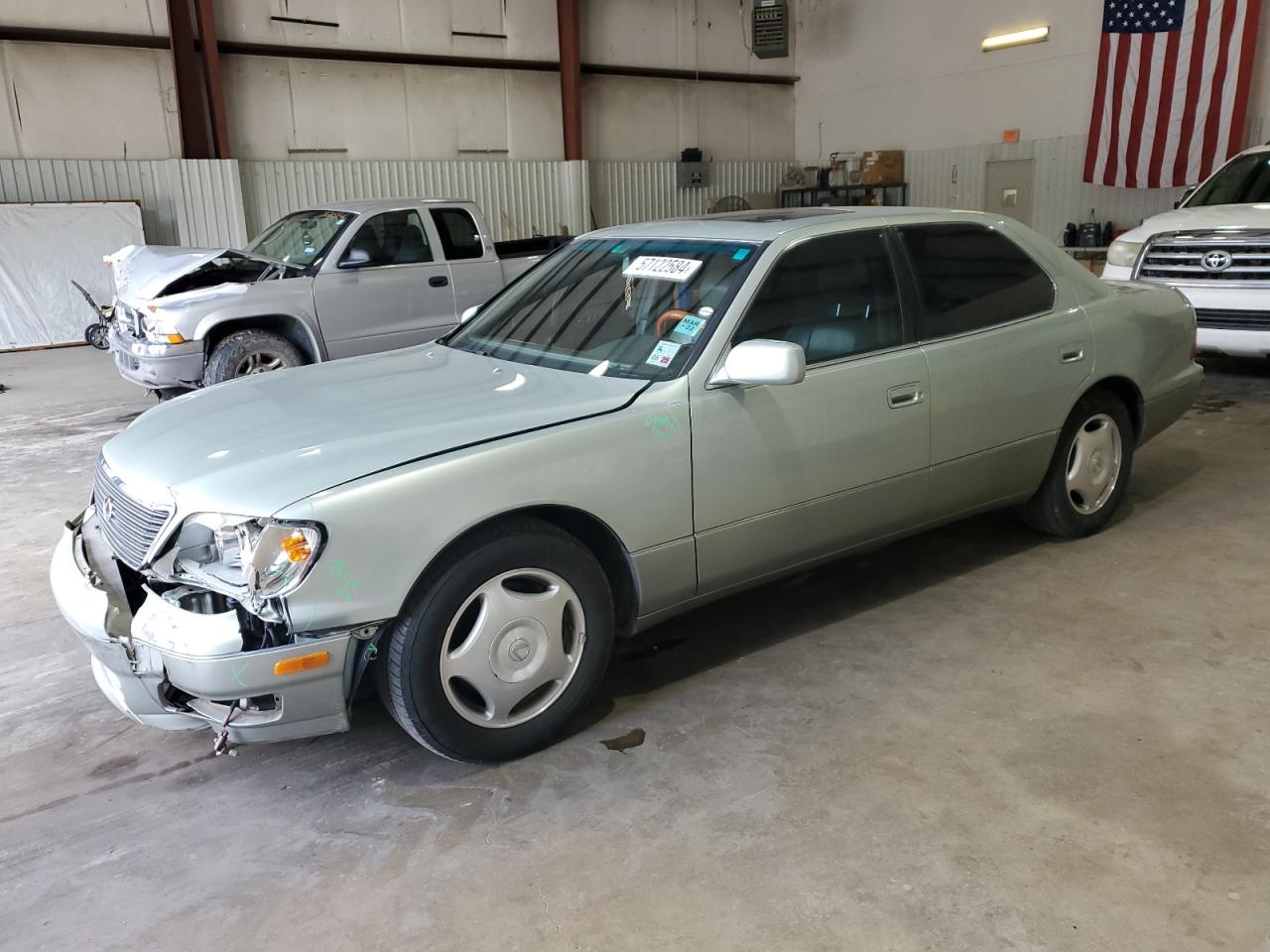 JT8BH28F0X0165514 1999 Lexus Ls 400