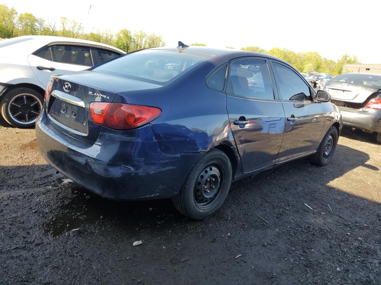 KMHDU4AD3AU915591 2010 Hyundai Elantra Blue